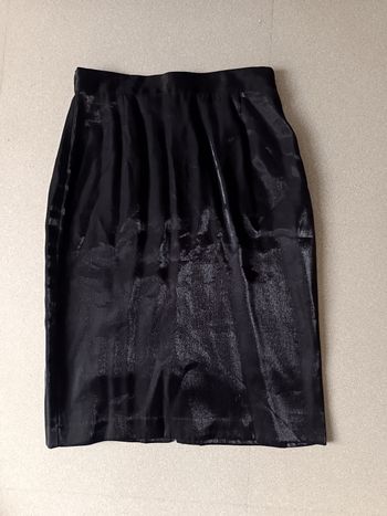 Jolie jupe brillante 