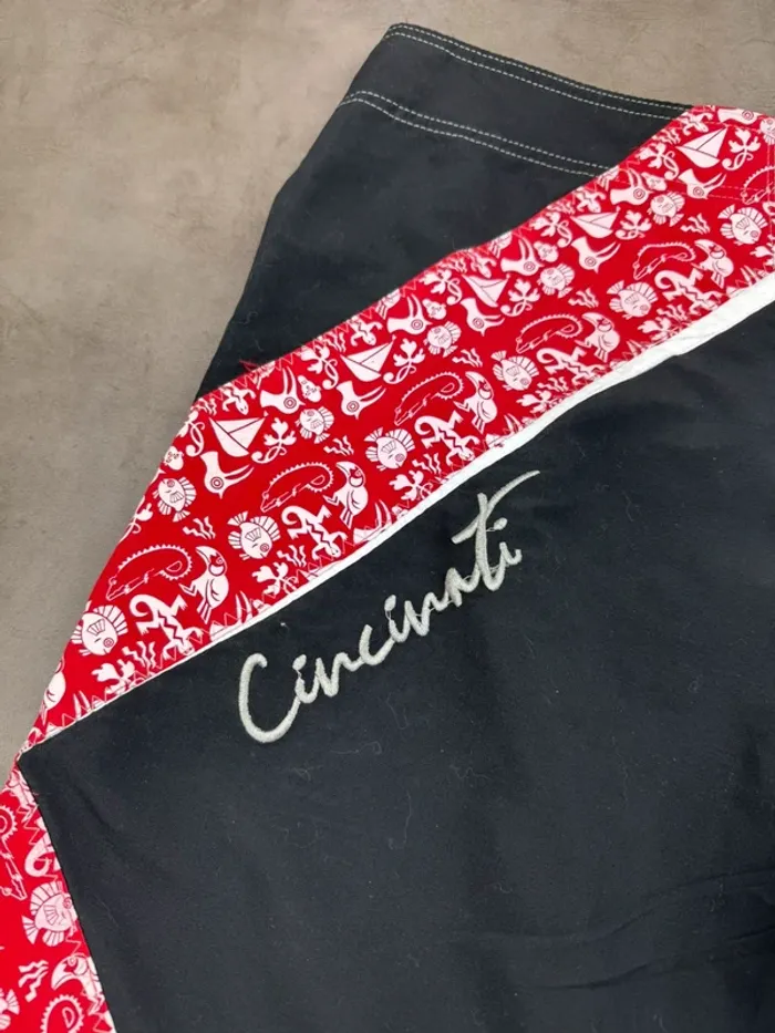 Short de Bain Vintage Noir et Rouge Logo Brodé Taille XL - photo numéro 7