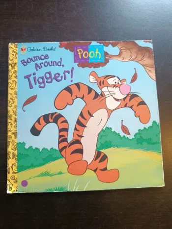 Livre BOUNCE AROUND, TIGGER! - POOH