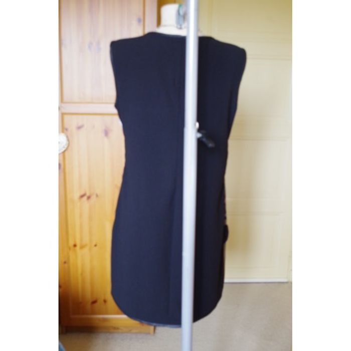 RINASCIMENTO - Robe, broderie, motif noir et kaki T42 - photo numéro 3