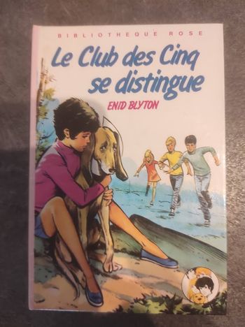 Le Club des Cinq se distingue Enid Blyton Bibliothèque Rose cartonnée 1984