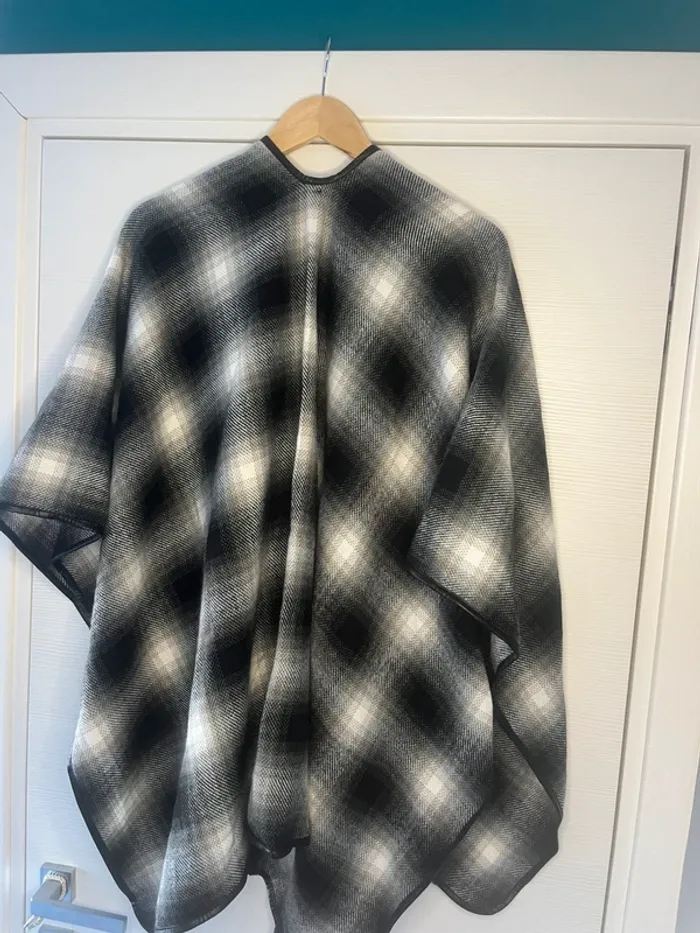 🔹 Poncho cape hiver à carreaux – Only 🔹 - photo numéro 2