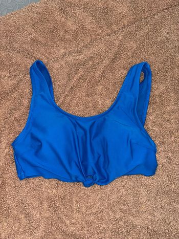 Haut de maillot de bain bleu électrique
