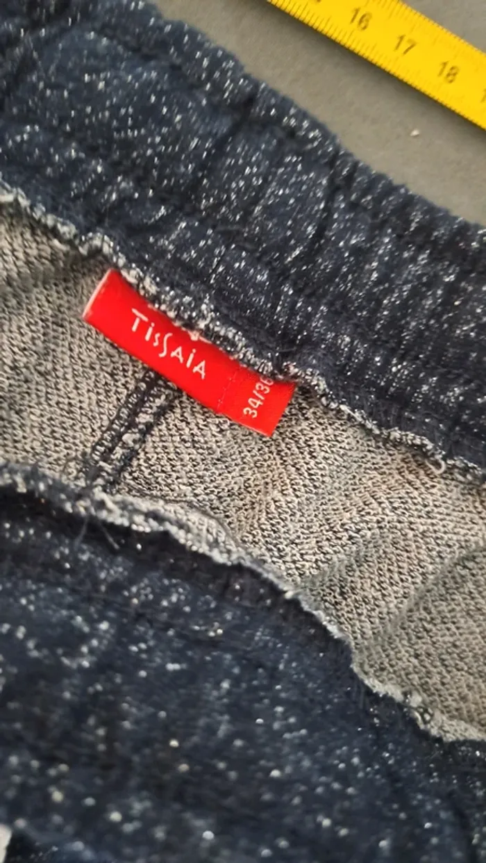 Short Tissaia, taille 34/36 - photo numéro 3