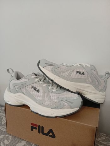 Baskets Fila neuves t'39