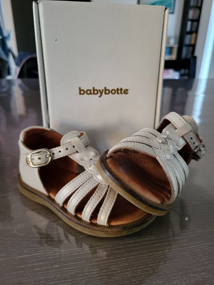 Chaussures fille 20 - photo numéro 2