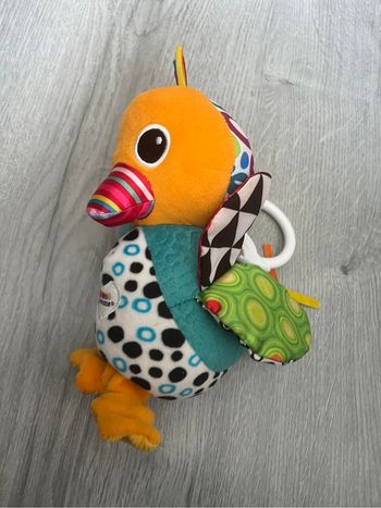 Peluche d’éveil  lamaze à tirer et à accrocher bébé