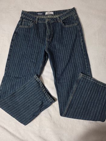Jean mom droit