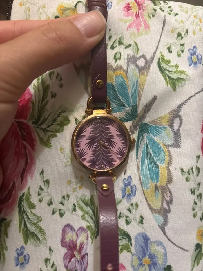 Montre Christian Lacroix violette - photo numéro 2