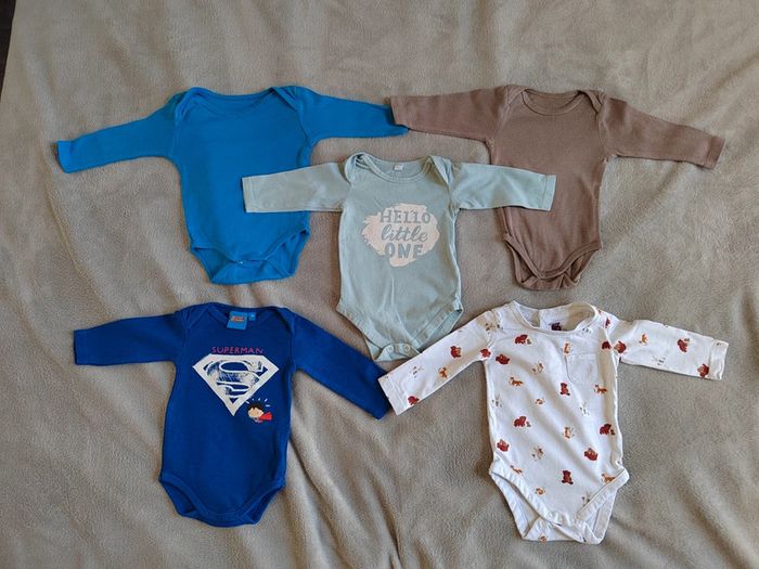 Lot 5 bodys manches longues 3 mois