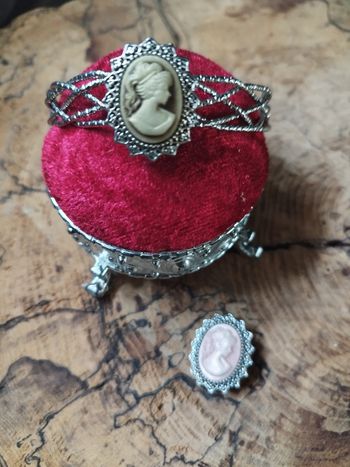 Bracelet boutons Camée