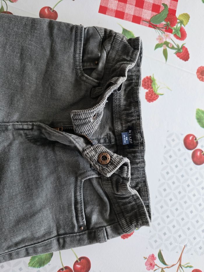 JEANS GARÇON 👦 SLIM ELASTHANNE KIABI TAILLE 4ANS  COULEUR GRIS - photo numéro 4