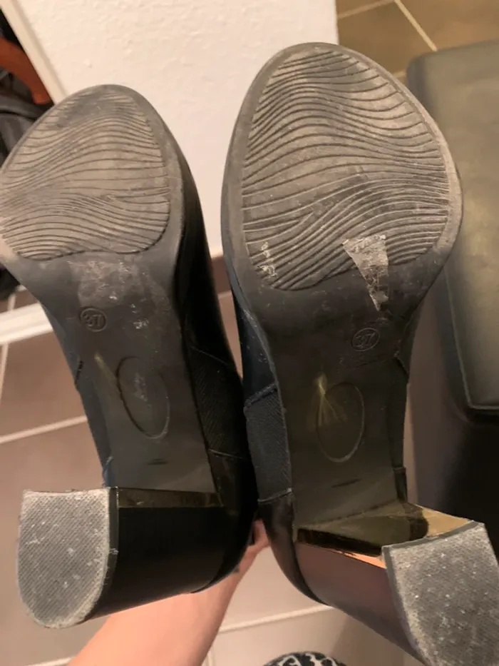 Chaussures noir à talon haut or texto cuir 37 - photo numéro 3