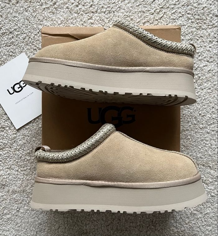 Sabots fourrées UGG Tazz - Taille 39 - Neuves