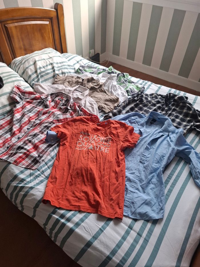 Lot de 12 vêtements Homme Taille M en bon état