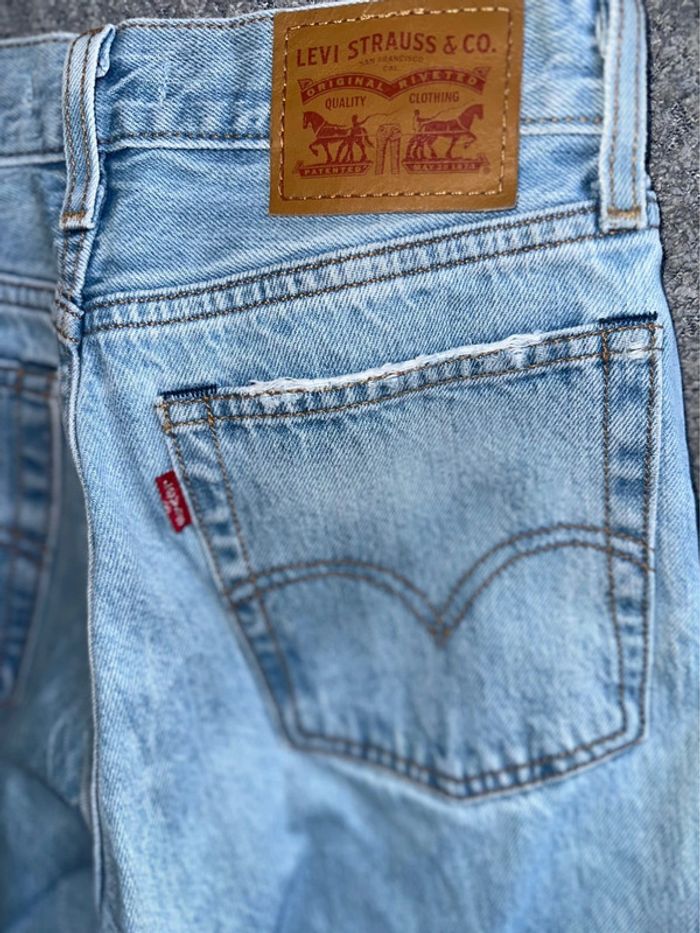 Jean bleu Levi’s Wedgie Straight 23 - photo numéro 5