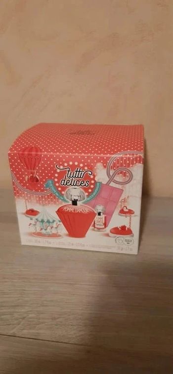 Coffret pour fille / femme Tutti delices état neuf