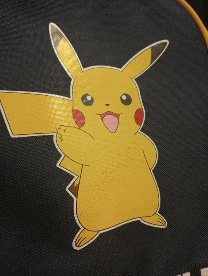 Sac à dos Pikachu - photo numéro 2