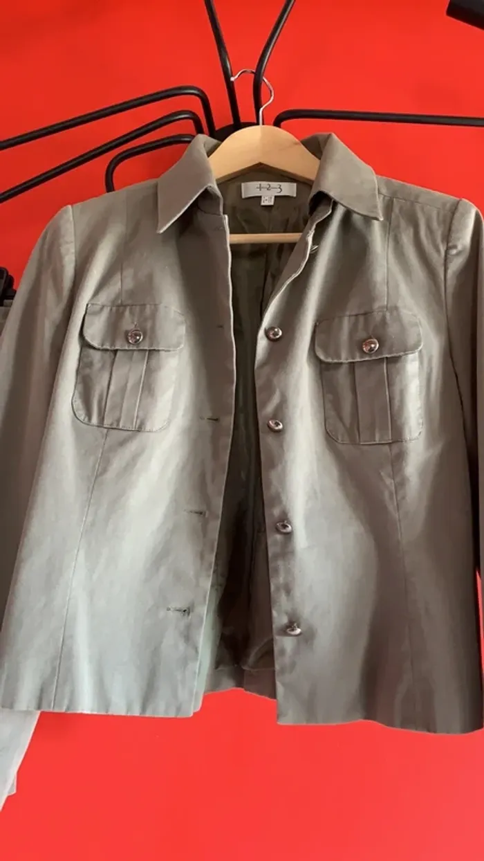 Veste et jupe ( Tailleur 123) - photo numéro 2