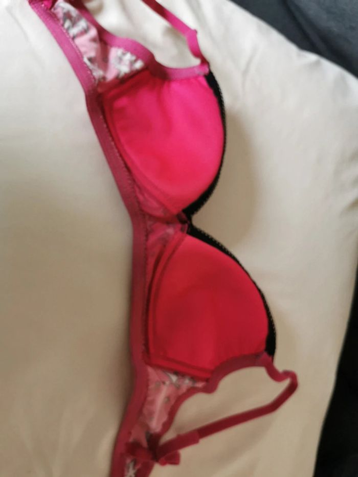 Soutien gorge - photo numéro 3