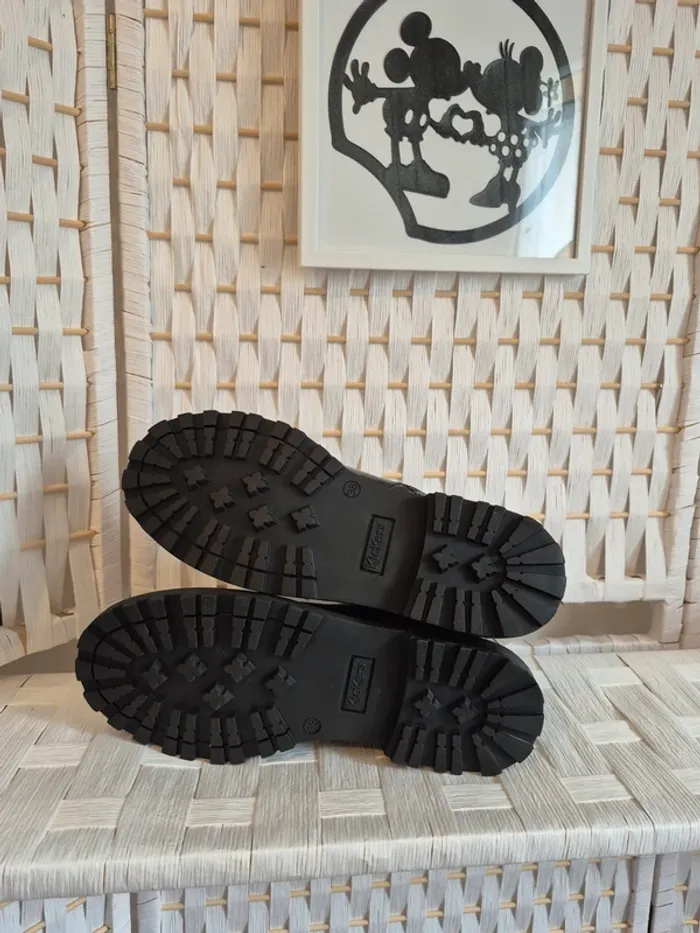 💕Jolie Bottines en cuir noires vernies Kickers groofit fille P38 💕 - photo numéro 6