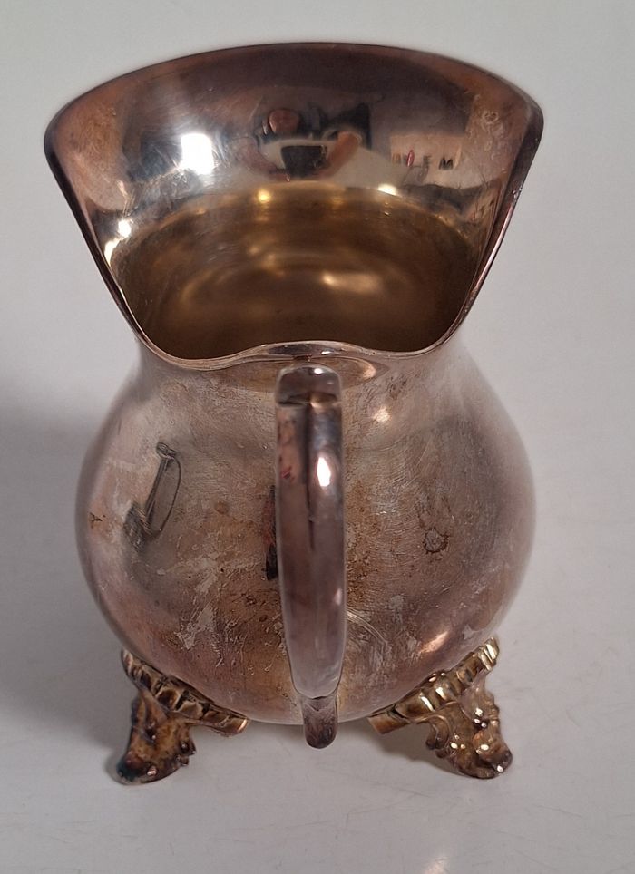 Pichet ancien en métal argenté - photo numéro 3