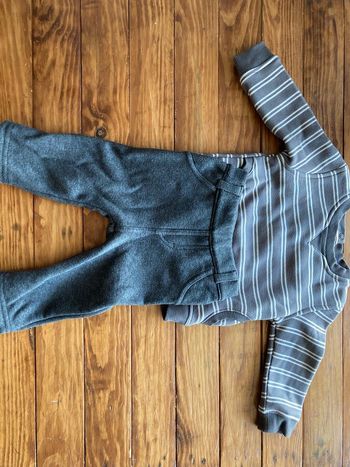 Lot ensemble bébé 6 mois