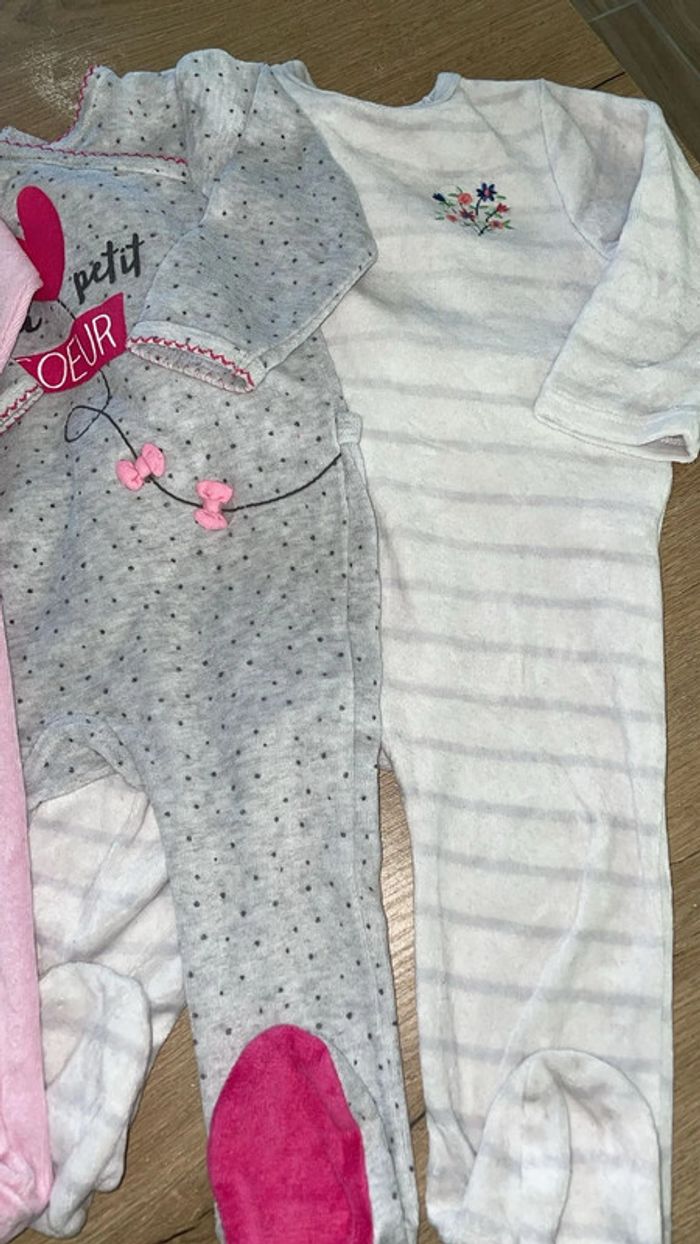 Lot vêtement bébé fille pyjama - photo numéro 2