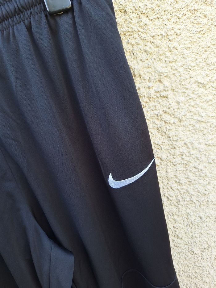 👖 Pantalon de survêtement / Jogging Nike Taille S - photo numéro 3