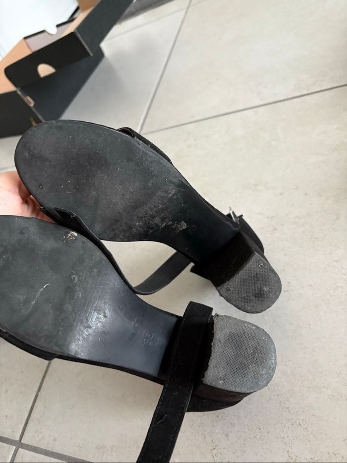 Chaussure à talon - photo numéro 3