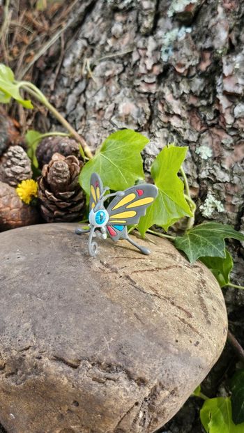 Super figurine Pokemon Nintendo charmillon