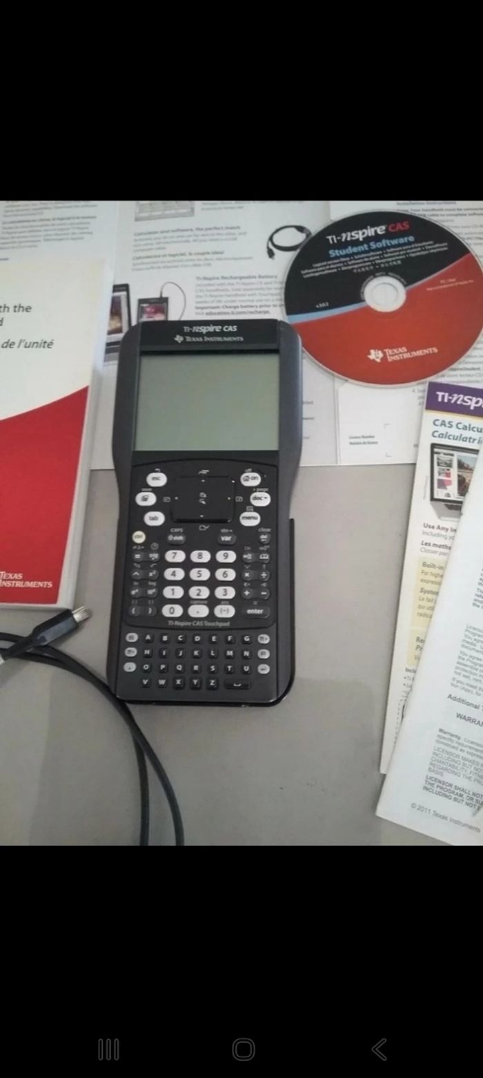 Calculatrice scientifique Texas instrument TI-Nspire CAS. - photo numéro 3