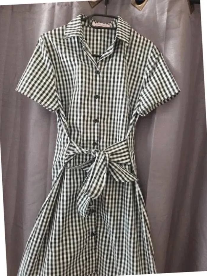 👗 jolie robe chemise vichy très légère - photo numéro 3
