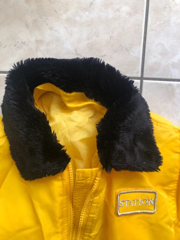 Blouson jaune - photo numéro 2