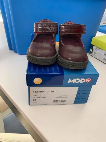 Babies bordeaux  pointure 21
