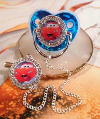 Tétine bleu cars Disney