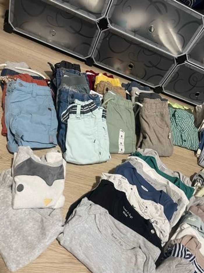 Gros Lot vêtement garçon 6 mois (plus de 70 pièces) - photo numéro 7