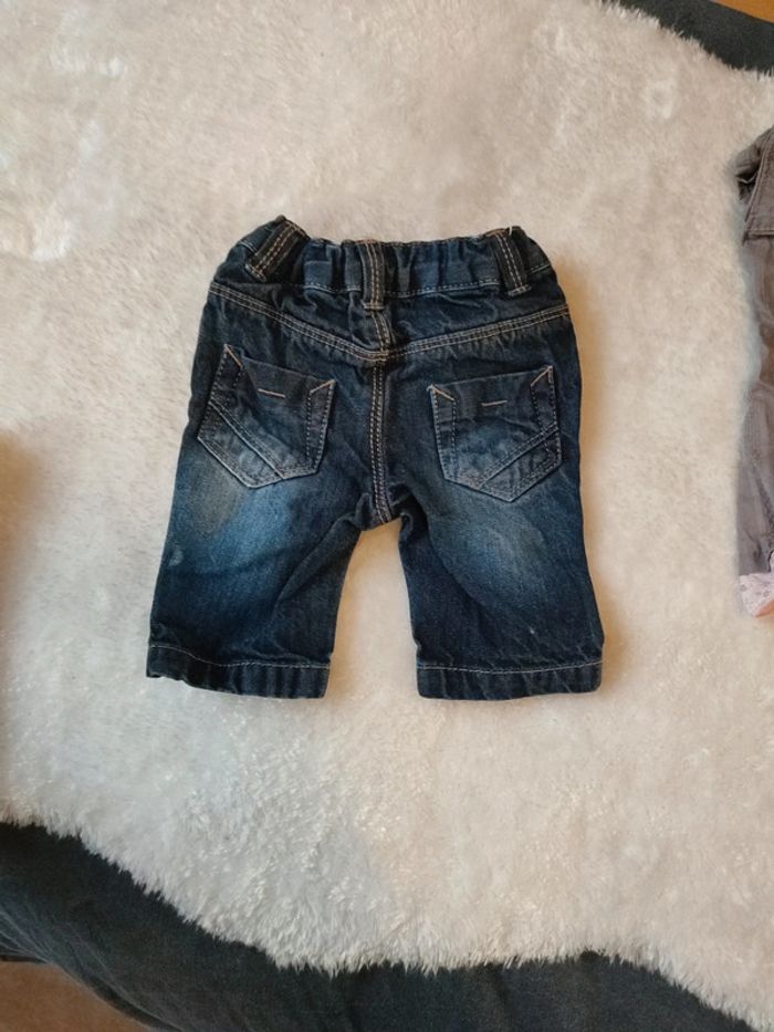 Jean comme neuf - photo numéro 3