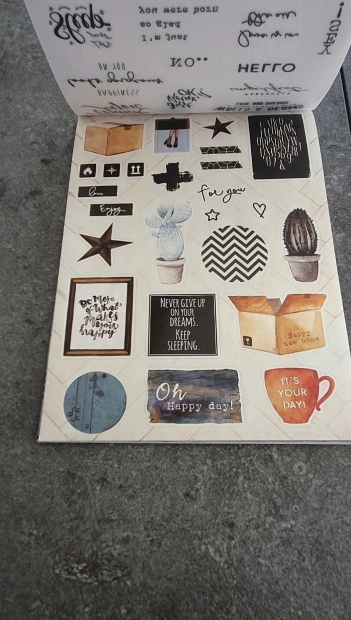 Cahier de papiers et stickers neuf - photo numéro 6