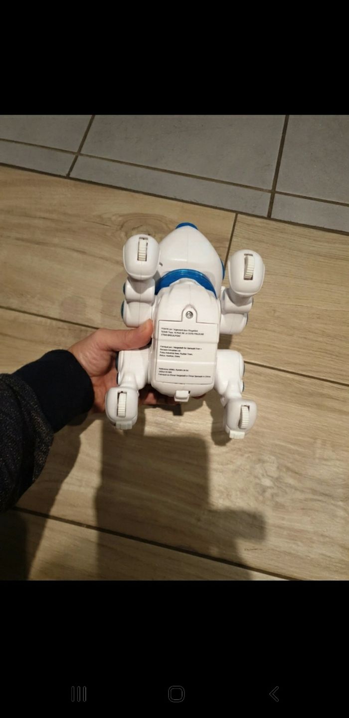 Jeu chien robot interactif - photo numéro 4