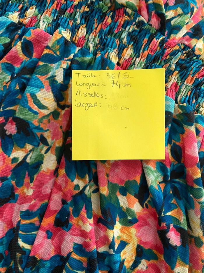 🌸 Robe courte fleurie Pull & Bear – Taille 36 🌿 - photo numéro 2