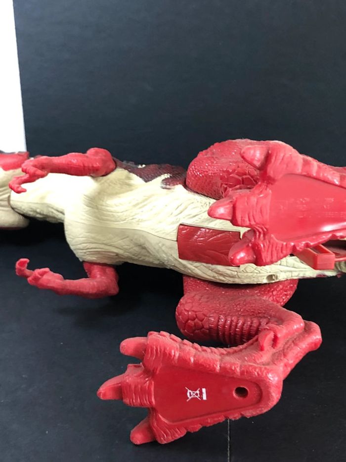 Imposant grande figurine dinosaure son et lumière chap mei 2008 Dino valley t-rexx - photo numéro 8