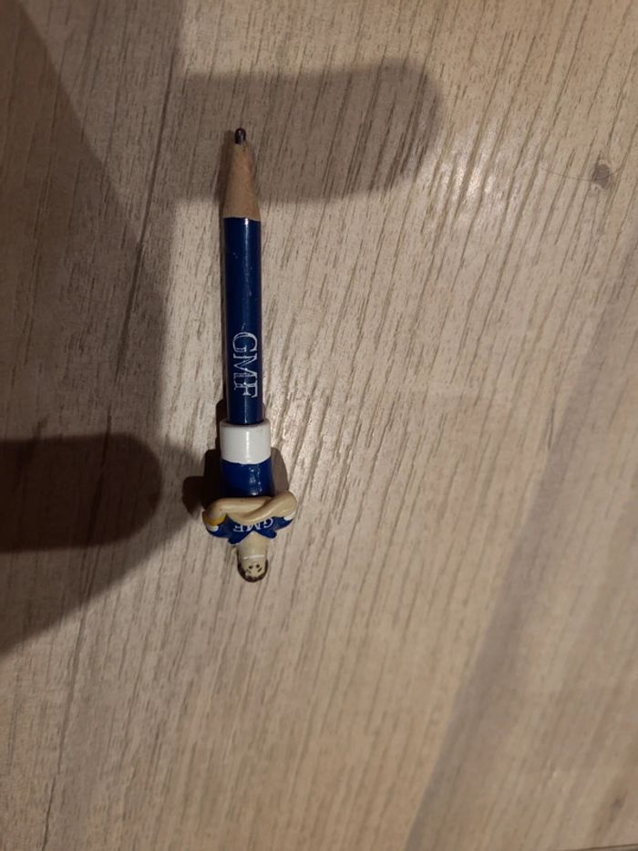 Rare crayon GMF rugbyman - photo numéro 5