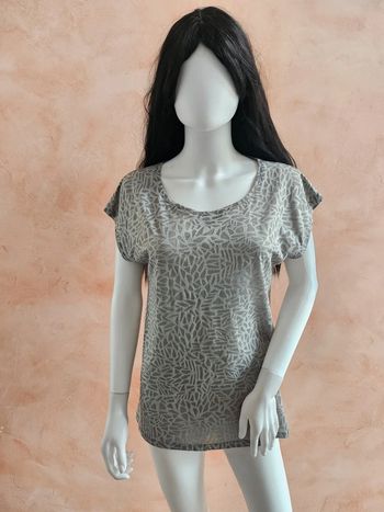 Tee shirt imprimé avec manches papillons