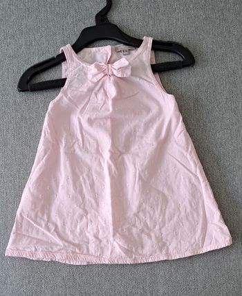 Belle robe rose pâle 6 mois