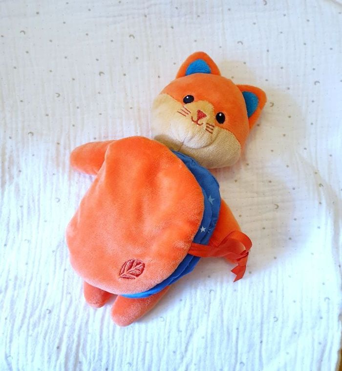 Peluche livre chat Milan