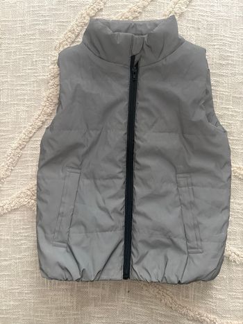 Doudoune sans manches grise 5/6 ans