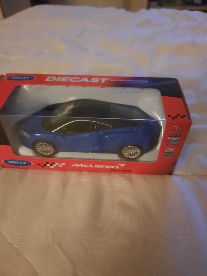 Voiture Maclaren