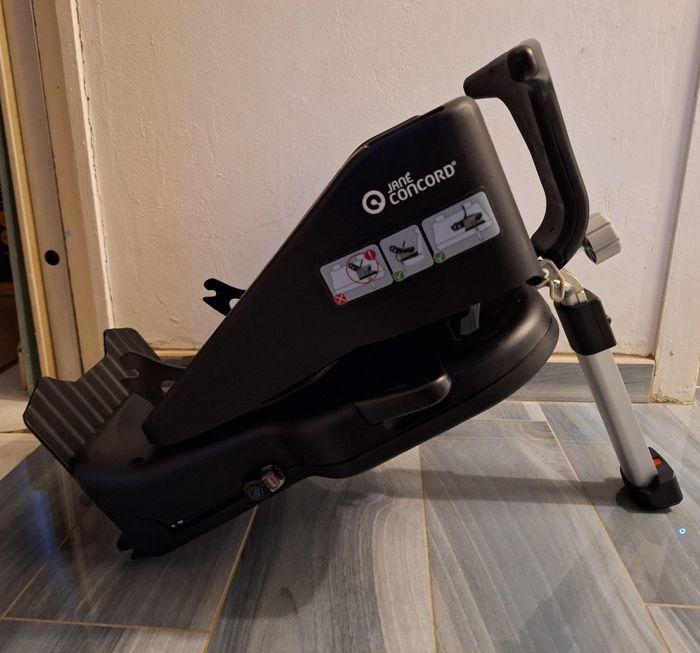 Base isofix tournante - photo numéro 3