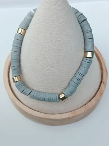 Bracelet perles Heishi – Tendance bohème été